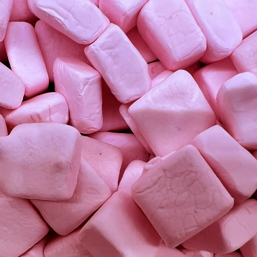 Strawberry Cubes – soft, square-shaped Swedish candy with a sweet and fruity strawberry flavor.